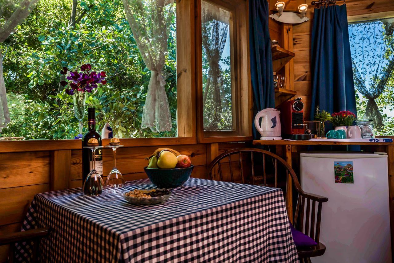 Spa In The Woods - B&B In Амирим Номер фото